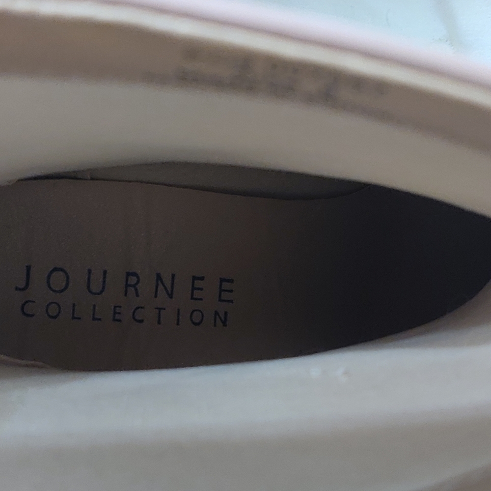 Journee Collection Nude Boots. - Picture 7 of 12